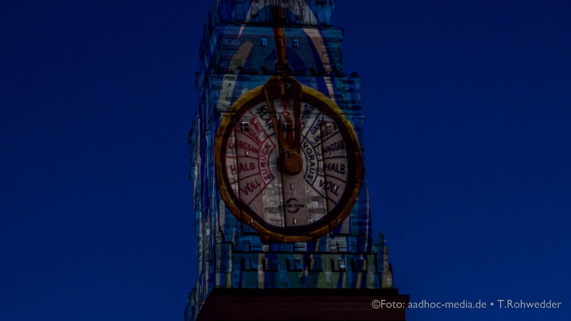 Nach Berlin und vielen anderen Metropolen gibt es das Festival of Lights jetzt auch in Kiel. Das Besondere - die Maritimen Motive! ©Foto: Thomas Rohwedder - Momentalist - aadhoc-media.de