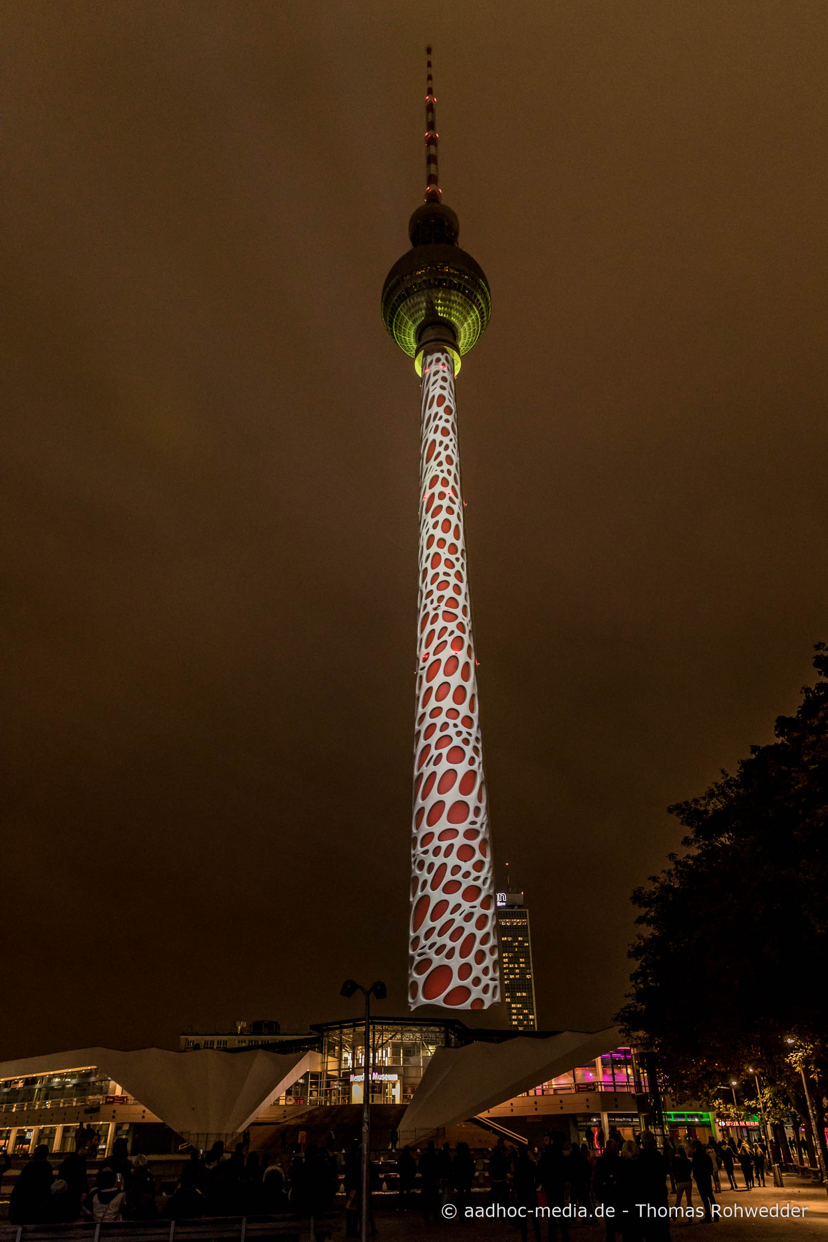 Fernsehturm am Alexanderplatz zum Festival of Lights in Berlin • Bild aus dem Canon 5D Mark IV Test • ©Foto aadhoc-media.de • Thomas Rohwedder